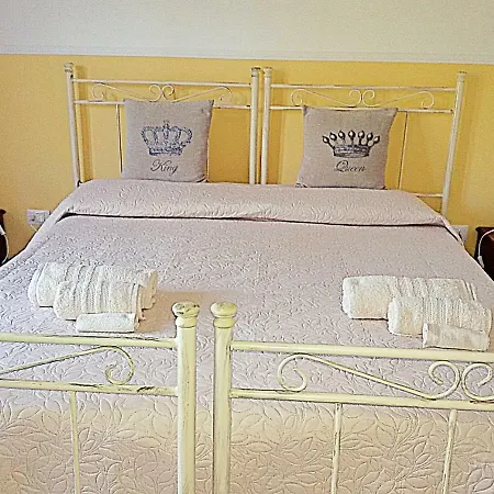 Il Casale Dei Principi Bed and Breakfast Λέτσε