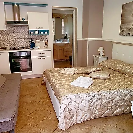 Il Casale Dei Principi 4* לצ'ה